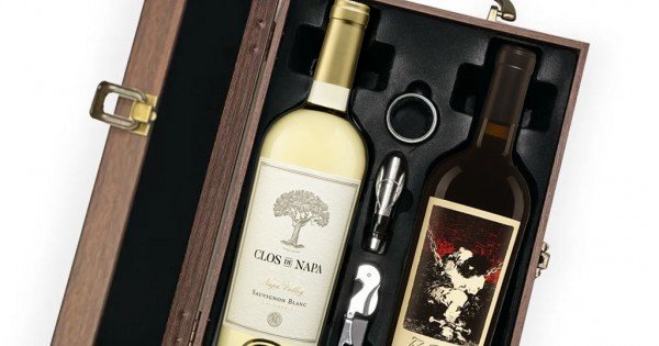 Napa Valley Red and White Wine Gift Set - Buy Now